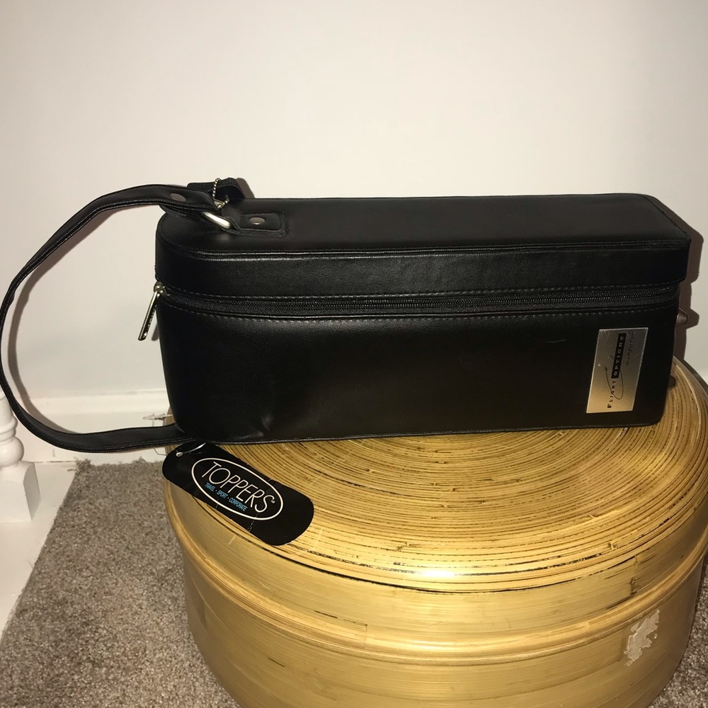 Wine / liquor carry case - liquor luggage 🤣